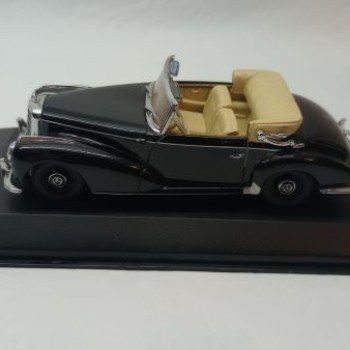 Merceds Bens 300s